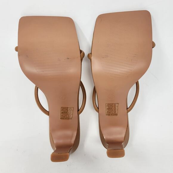 PRETTYLITTLETHING Heels Women 7 Tan Extreme Square Toe Tan Twin Strap Sandal - Picture 8 of 9